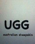 UGG AUSTRALIAN SHEEPSKIN